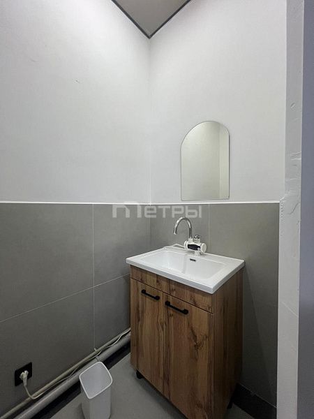 Сдам коммерческое помещение 200м2