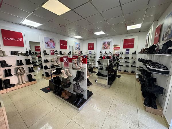 Торговые помещения, 63 м2