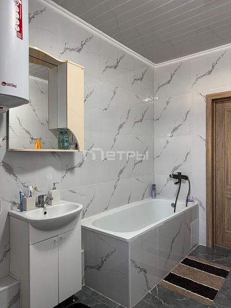 8 комнатная Отдельный дом С.Талапкер, мкр Байтерек, ул.67