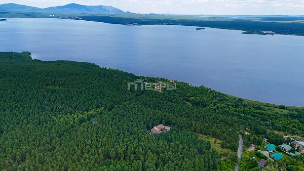 Продажа земельного участка под отель в Щучинске 9 соток