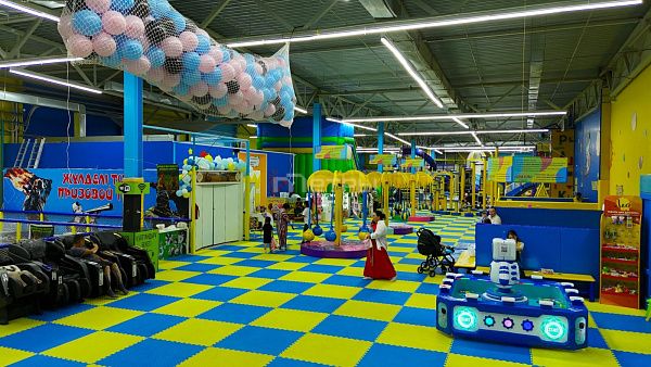 Продается ТЦ бывший Астыкжан