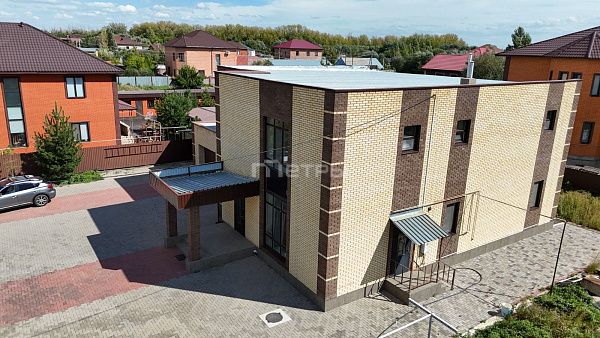 Продается 2-х уровневый дом возле Гольф клуба