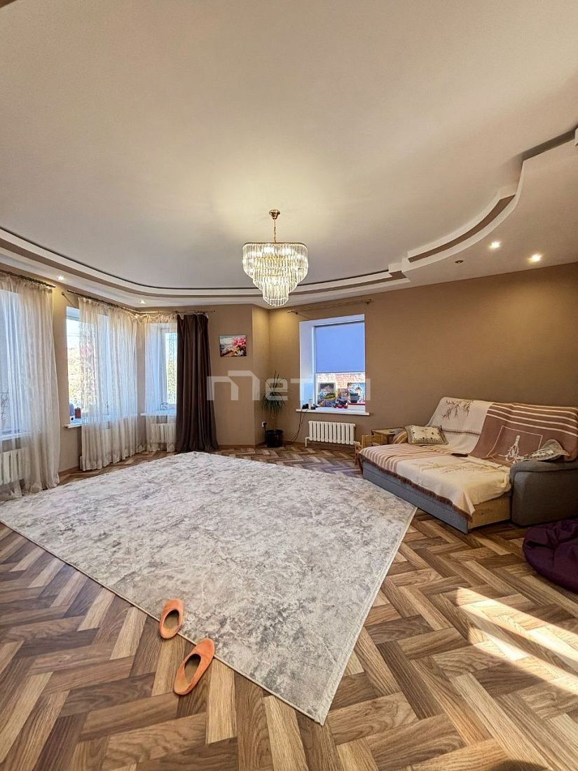 7-комнатный дом на Юго-Востоке, 297 м², участок 10 соток