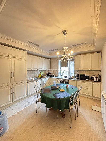 Частный дом в районе Чубары