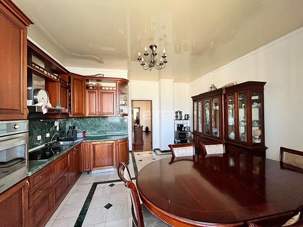 ЖК Нурсая с видом на аллею Байтерек ПРОДАНА