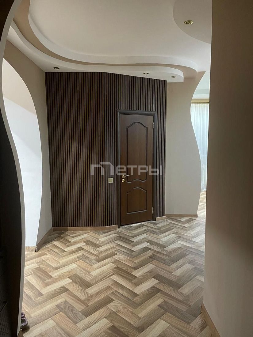 7-комнатный дом на Юго-Востоке, 297 м², участок 10 соток