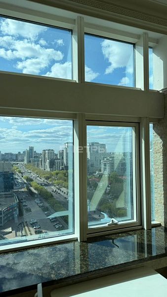 2-комнатная квартира · 80 м² · 14 этаж, ул. Д.Кунаева д 12