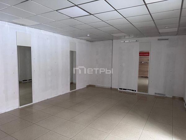 Торговые помещения, 63 м2