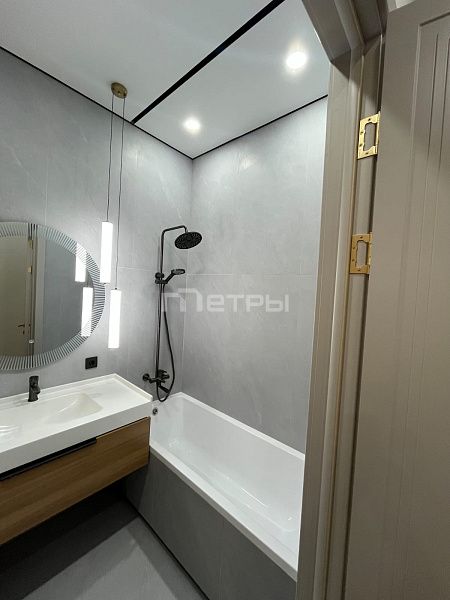 СРОЧНО!!! Полноценная 3х комнатная в ЖК Respublika