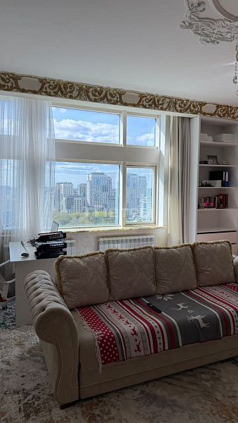 2-комнатная квартира · 80 м² · 14 этаж, ул. Д.Кунаева д 12