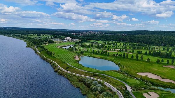 Продажа земельного участка под отель в Щучинске 9 соток