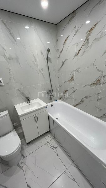 Евро 2 в ЖК Сафар, распашонка 42m2 ПРОДАНА