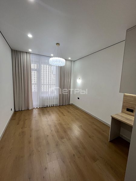 СРОЧНО!!! Полноценная 3х комнатная в ЖК Respublika