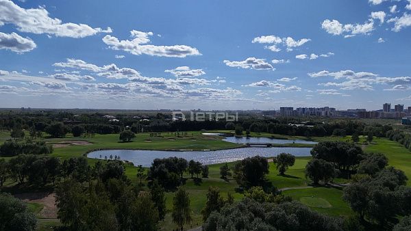Продается 2-х уровневый дом возле Гольф клуба