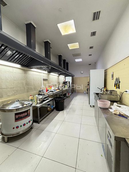 КОММЕРЧЕСКОЕ ПОМЕЩЕНИЕ 277 м² С ДЕЙСТВУЮЩИМ БИЗНЕСОМ