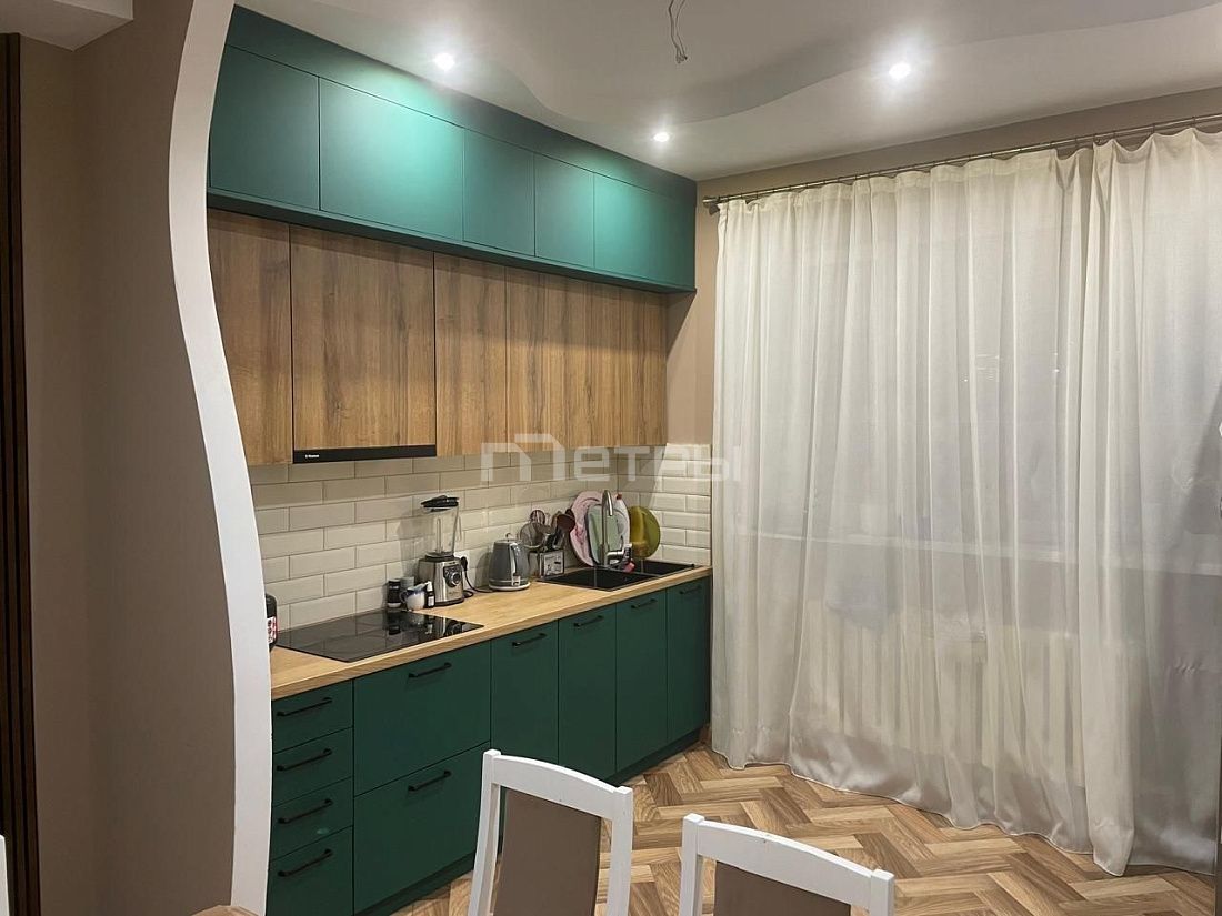 7-комнатный дом на Юго-Востоке, 297 м², участок 10 соток