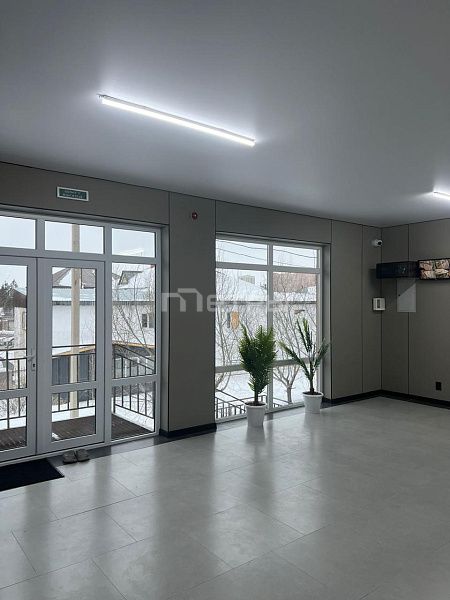 Сдам коммерческое помещение 200м2