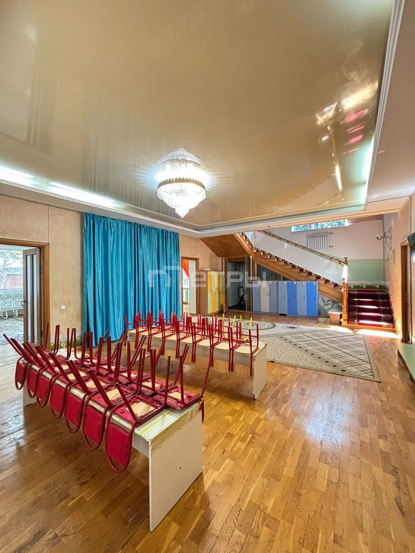 Продаётся коттедж 8-ком