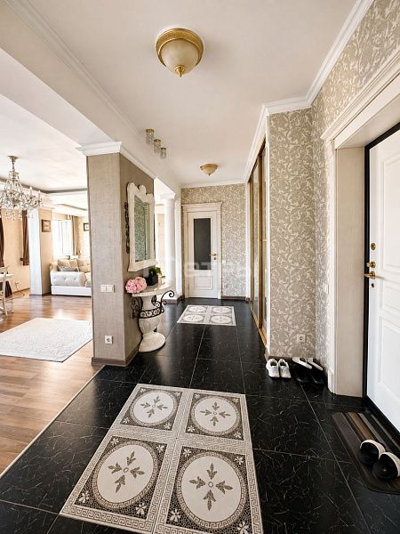 2-комнатная квартира · 75 м² · 2 этаж, ул. Бокейхaна 2