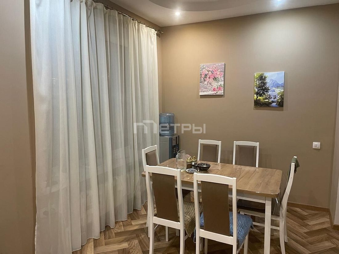 7-комнатный дом на Юго-Востоке, 297 м², участок 10 соток
