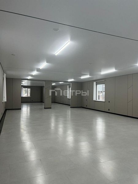 Сдам коммерческое помещение 200м2