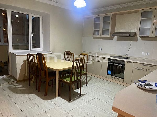 3 комнатная квартира в Алматинском районе в ЖК "Сказочный мир"