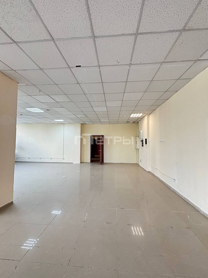 Сдам коммерцию 855m2*