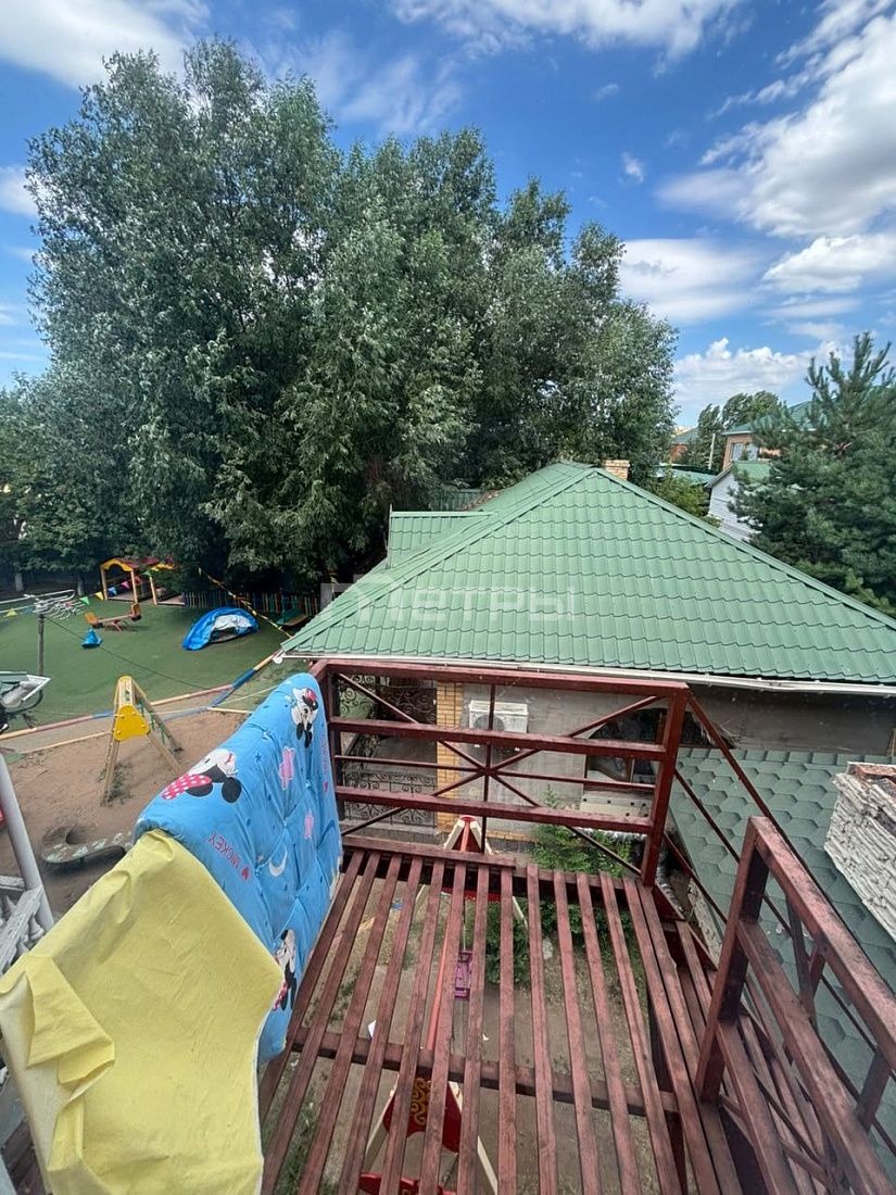 Продаётся коттедж 8-ком
