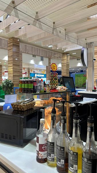Продам островок-кофейню в ТРЦ Евразия (ПРОДАН)