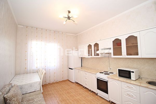Продам 1 комнатную полноценную квартиру в ЖК Гранитный