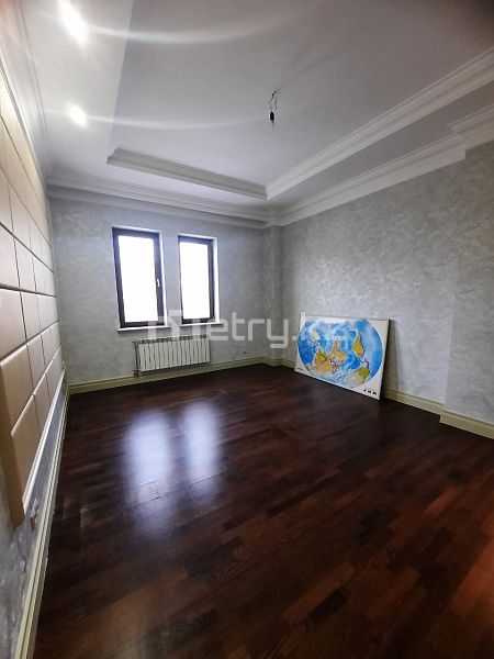 4 комнатная квартира в Алматинском районе в ЖК "Английский квартиал"