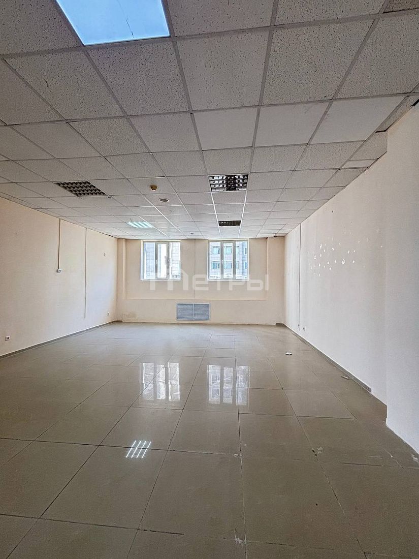 Сдам коммерцию 855m2*
