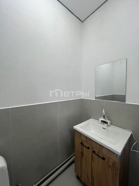 Сдам коммерческое помещение 200м2